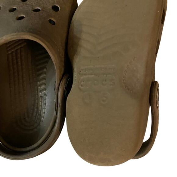 Baby  Crocs Size 4-5 - Picture 4 of 4